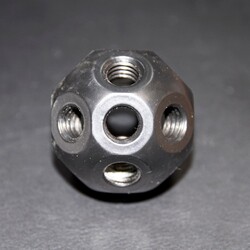 Mero Knoten / Kugel aus Metall