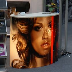 LUMALINE Theken innen leuchtend mit Musterdruck Facemodell