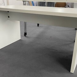 Vomo Sitztisch 140x70cm in Höhe 75 cm